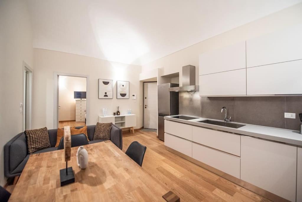 Grand Palace Apartment -Centro Storico Turin Exteriör bild